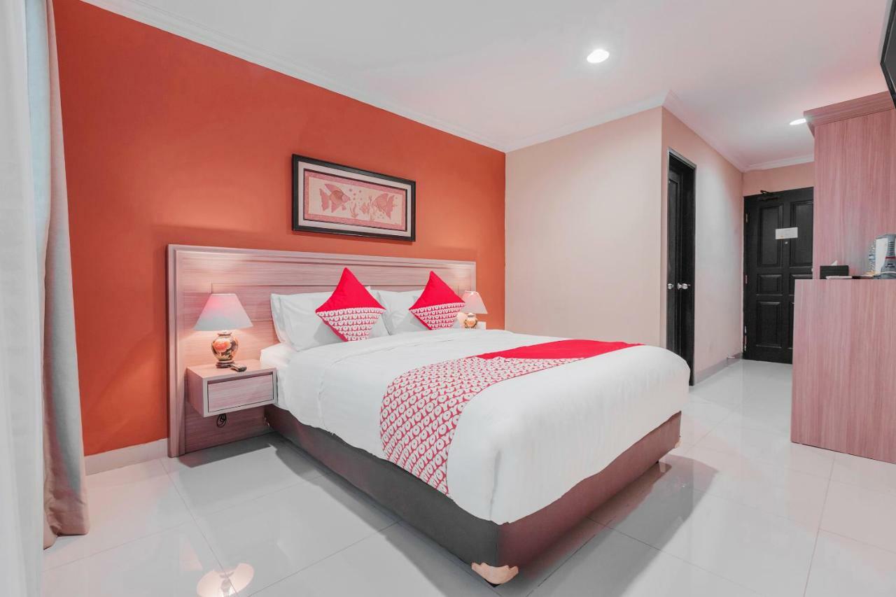 Capital O 534 Sriwijaya Hotel Джакарта Екстериор снимка
