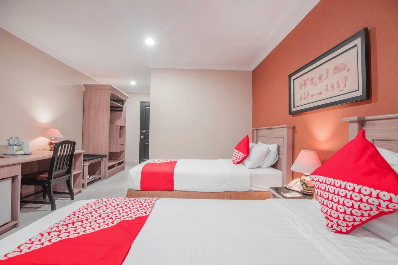 Capital O 534 Sriwijaya Hotel Джакарта Екстериор снимка