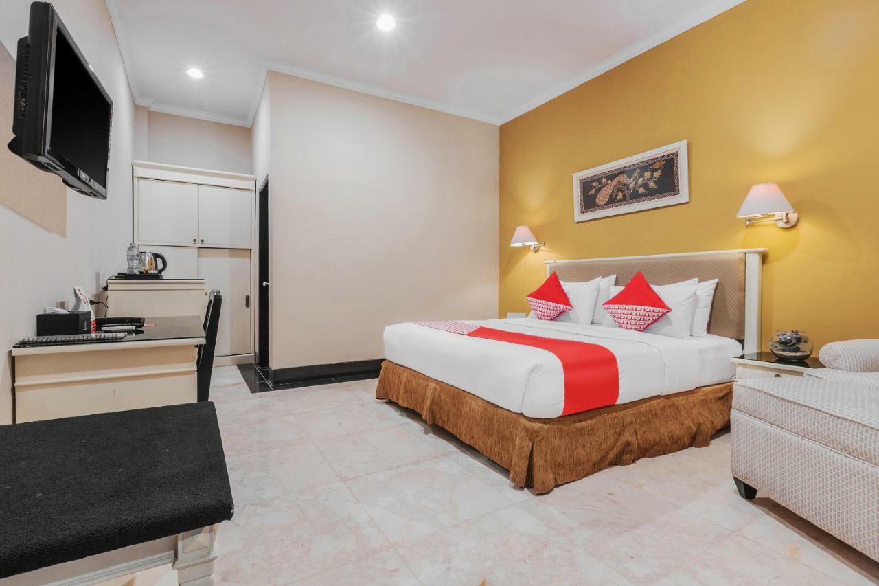 Capital O 534 Sriwijaya Hotel Джакарта Екстериор снимка
