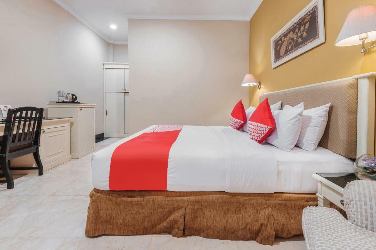 Capital O 534 Sriwijaya Hotel Джакарта Екстериор снимка